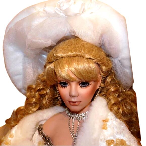 26" Danbury Mint Winter Bliss Wedding Veiled Bride Porcelain Doll - Picture 8 of 8